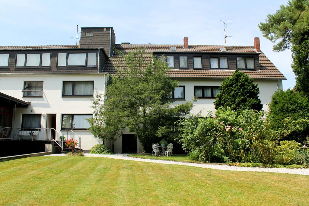 Haus Kastanienhof Hotel Muelheim an der Ruhr Exterior photo